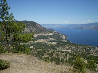 Looking north from the peak, Kelowna is visible in the distance, Pincushion Mtn 2011-08.